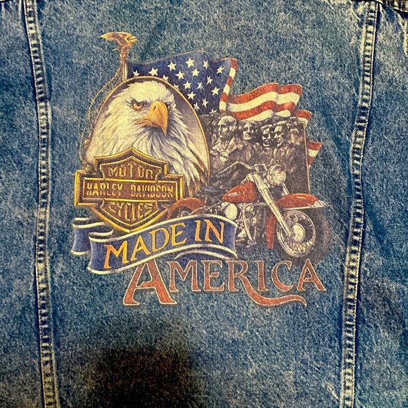 VNTG HARLEY DAVIDSON TRUCKER JACKET W/PATCHES & PINS MADE IN THE USA Acid washed - Picture 2 of 16